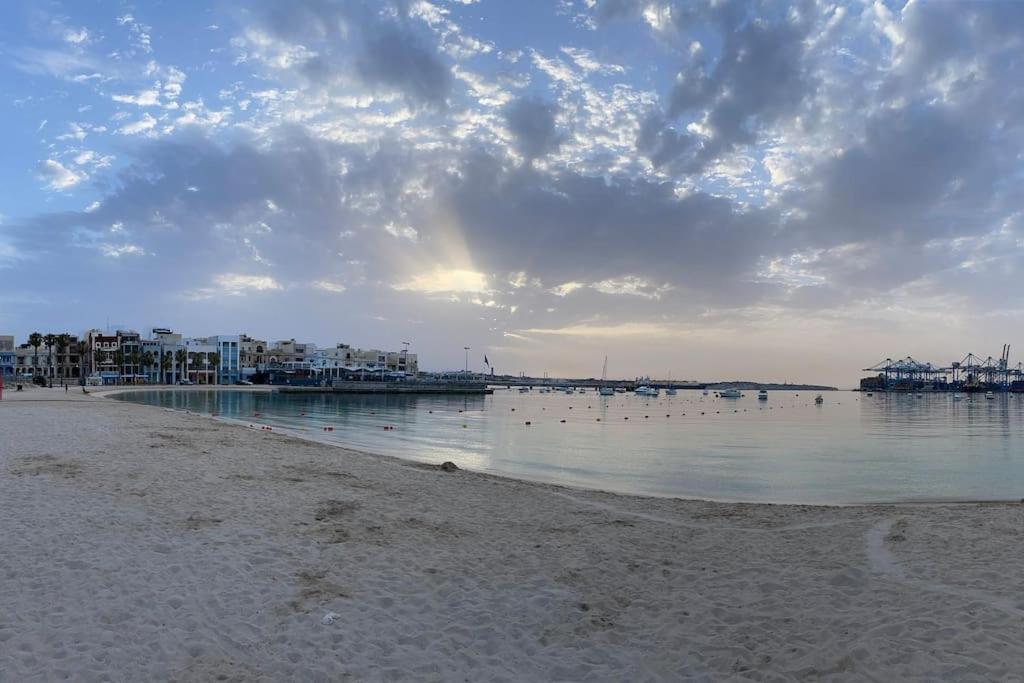 Sunset Apt Modern 1 Bedroom Apt Near The Beach Birżebbuġa Εξωτερικό φωτογραφία